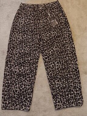 Flamingals Leopard Print Crop Barrel Stretch Jeans Size M NEW